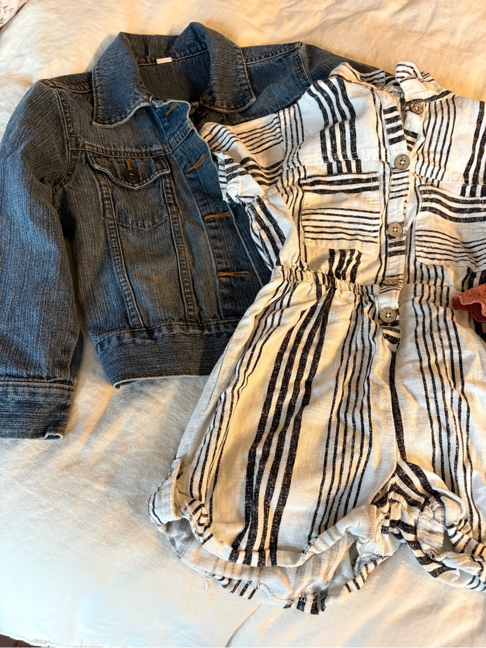 Girls 5T/6T mix and match sweet Bundle - Picture 3 of 15